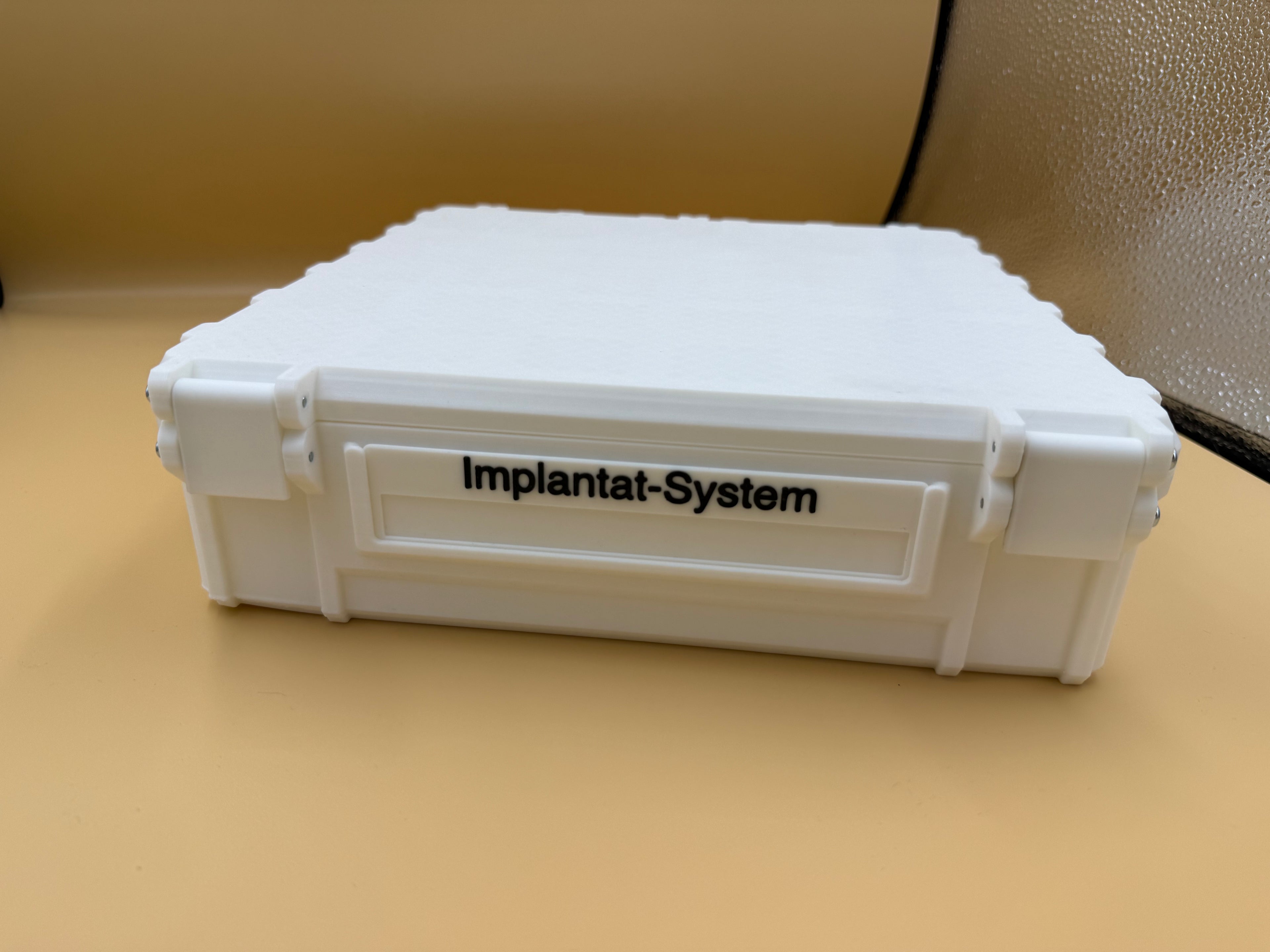 Implantat-Koffer – kompatibel mit gängigen Implantatsystemen